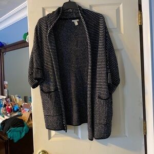 𝅺forever 21 women’s cardigan; size M